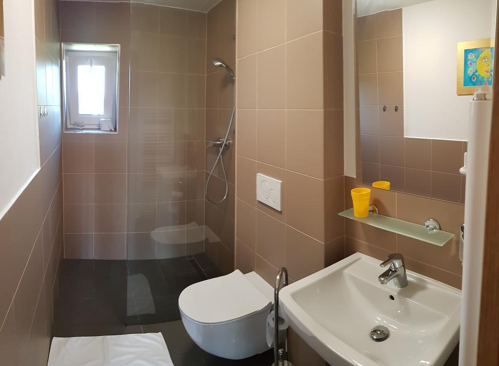 Ydykseb Hotel Frydlant nad Ostravici Ngoại thất bức ảnh