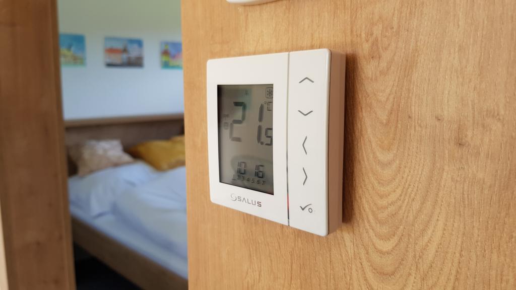 Ydykseb Hotel Frydlant nad Ostravici Ngoại thất bức ảnh